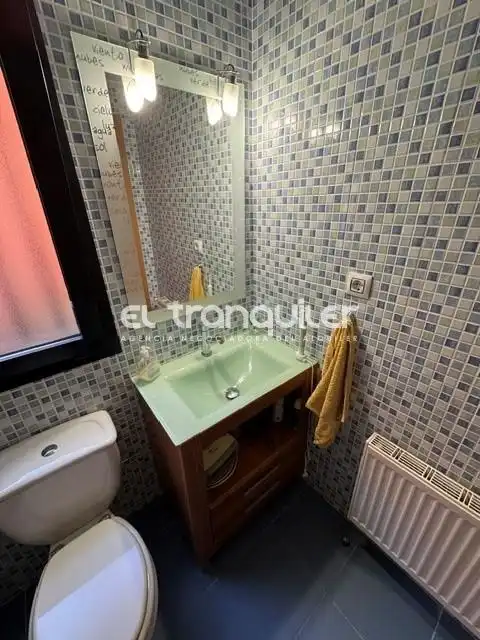 Baño de Piso de alquiler en Navalcarnero con Aire acondicionado, Terraza y Trastero