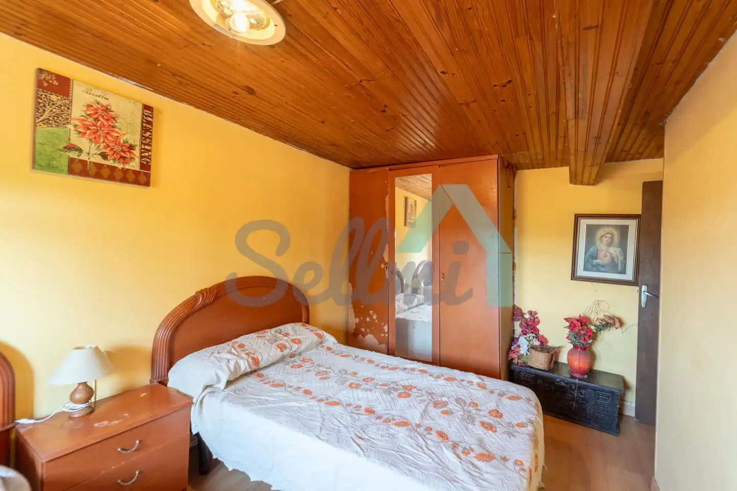 Bedroom of Houses for sale in Parres  with Heating, Private garden and Storage room