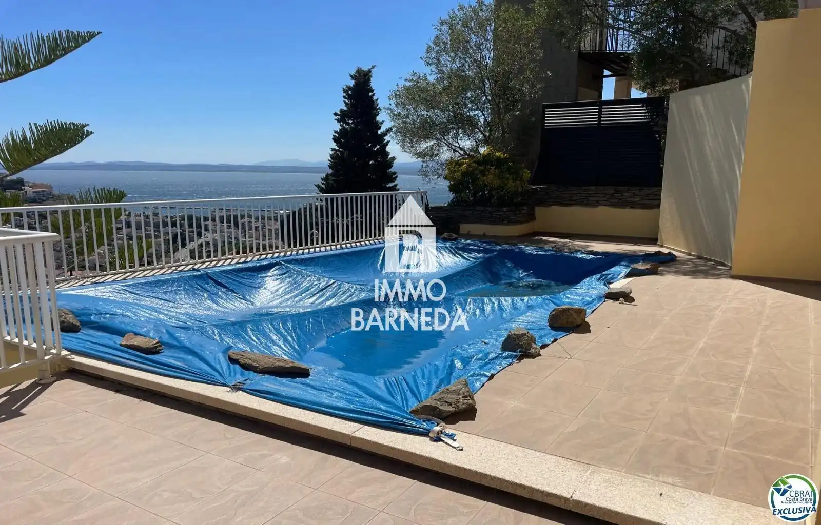 Piscina de Casa o xalet en venda en Roses amb Calefacció, Jardí privat i Terrassa
