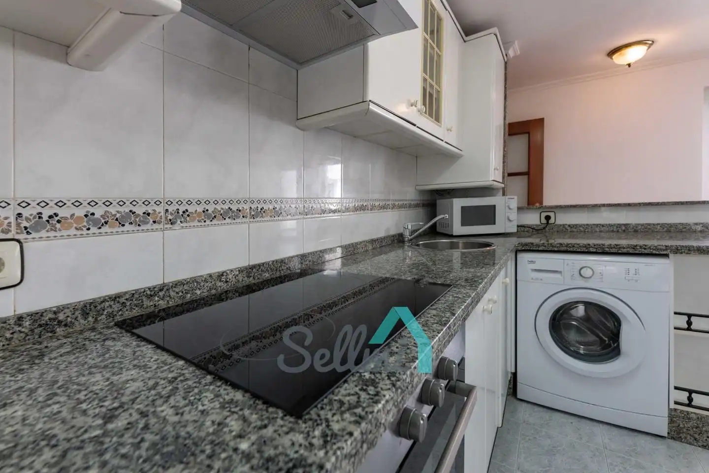 Flat for rent in De Gloria Fuertes, Masip