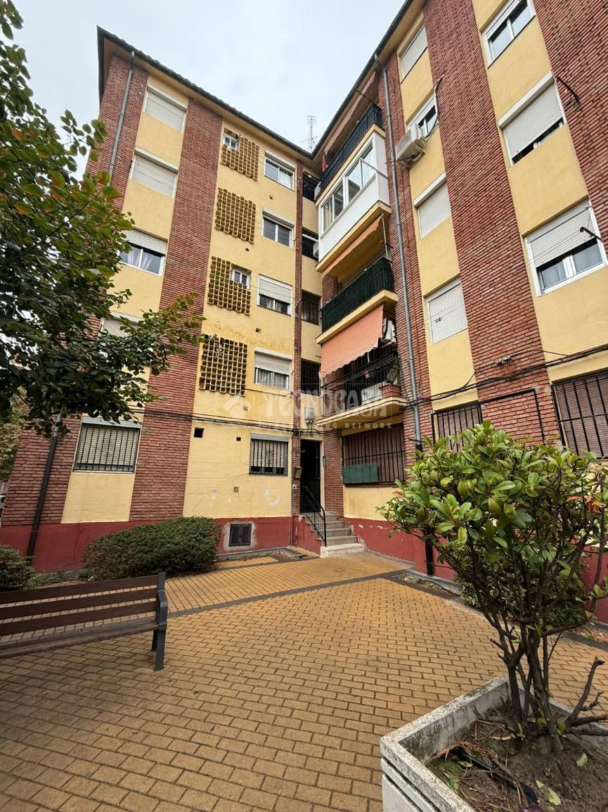 Vista exterior de Pis en venda en Talavera de la Reina amb Aire condicionat