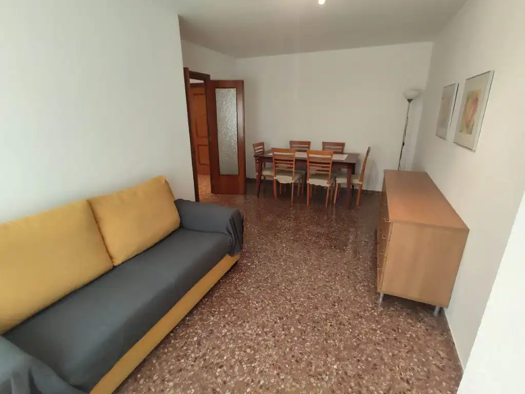 Sala d'estar de Pis de lloguer en Castellón de la Plana / Castelló de la Plana amb Traster i Moblat