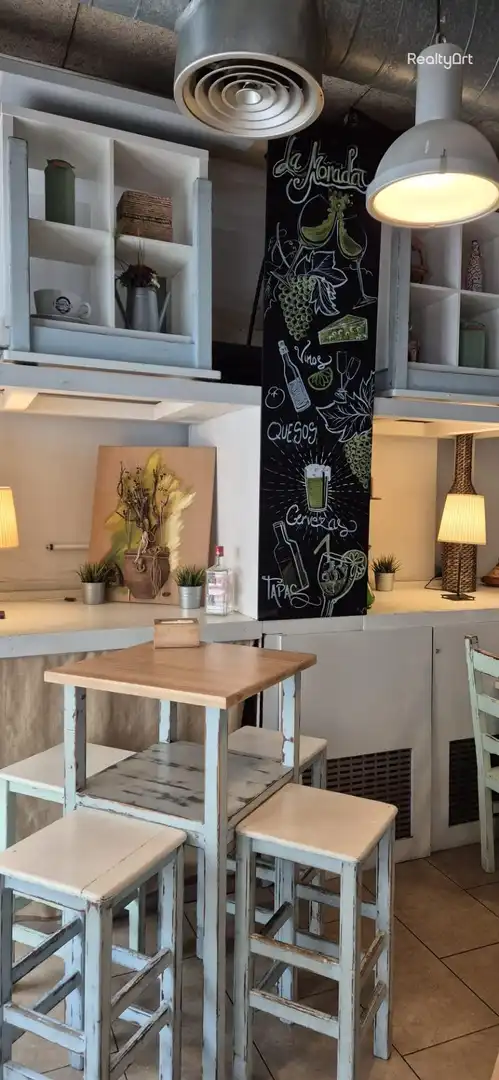 Commercial properties for rent in Sevilla  with Air Conditioner