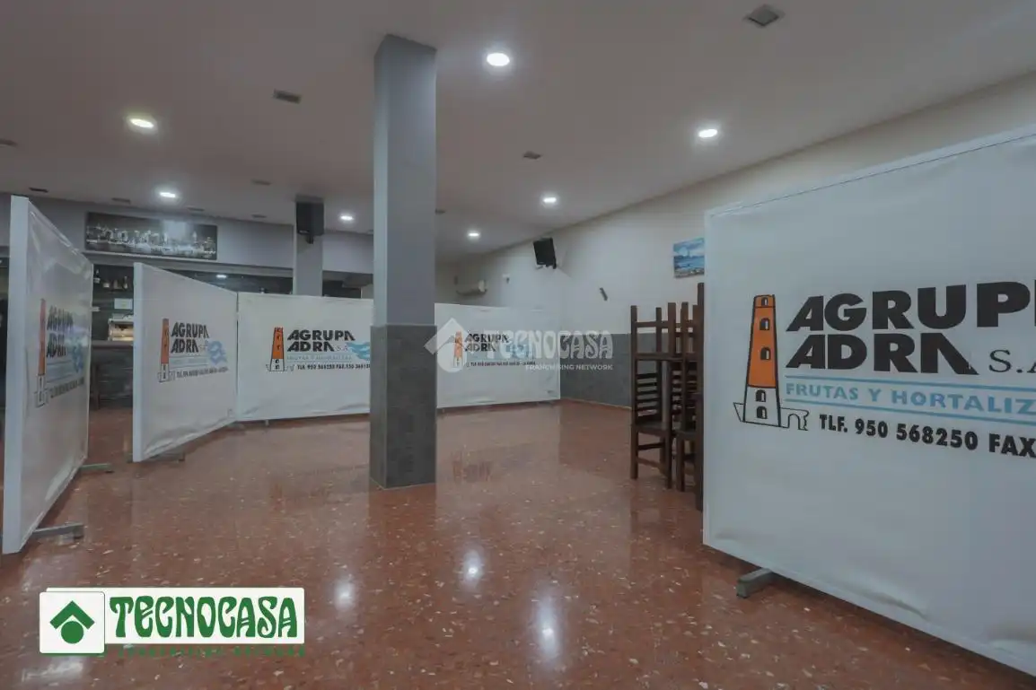 Local comercial en venda a Adra, imagen 17