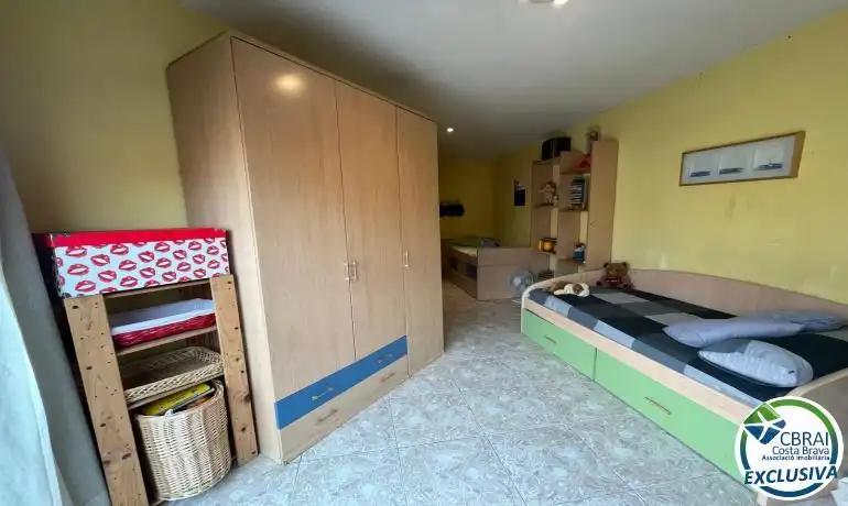 Bedroom of Flat for sale in Roses  with Heating, Terrace and Furnished