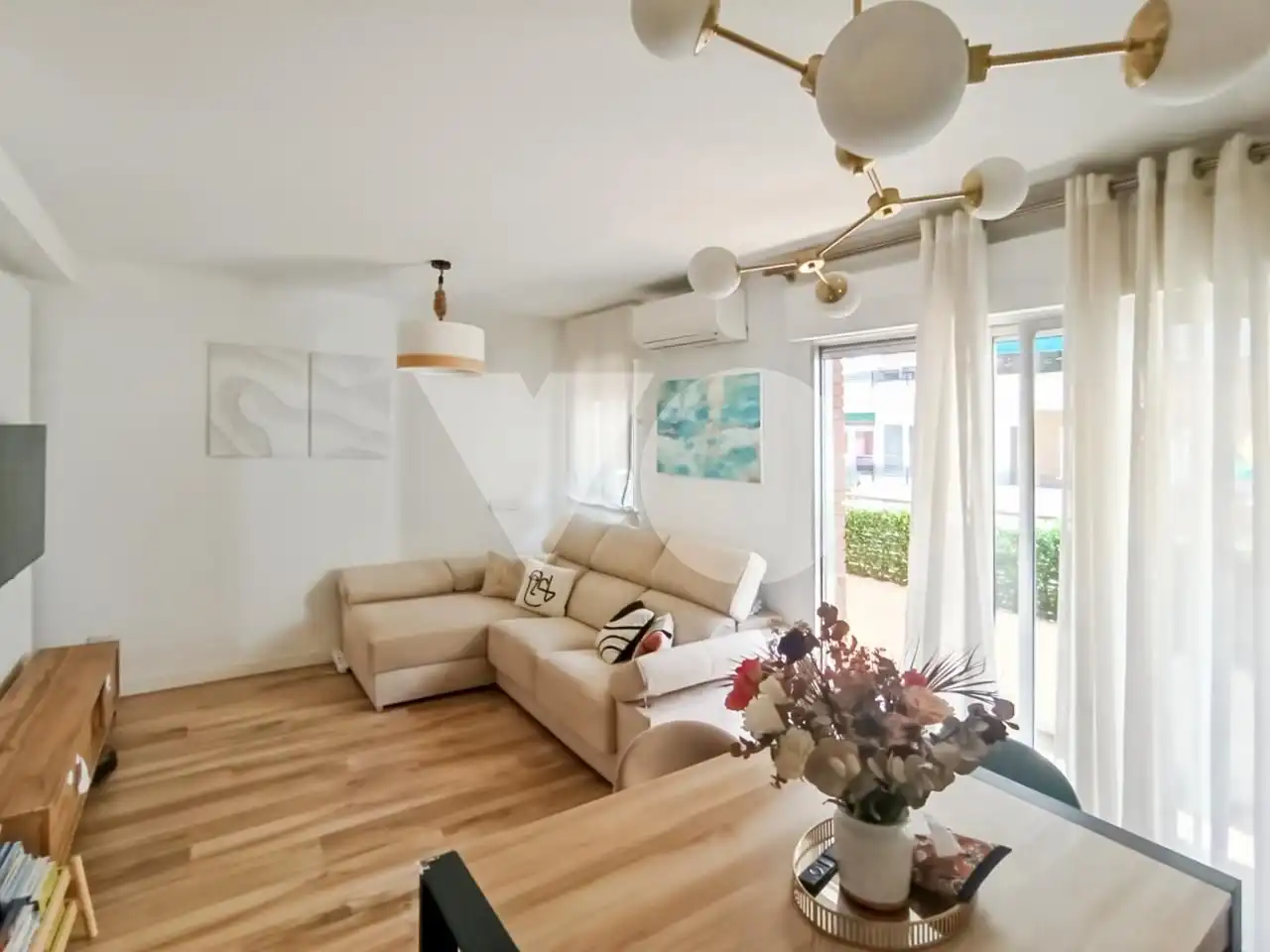 Sala d'estar de Pis en venda en Madrid amb Aire condicionat, Calefacció i Terrassa