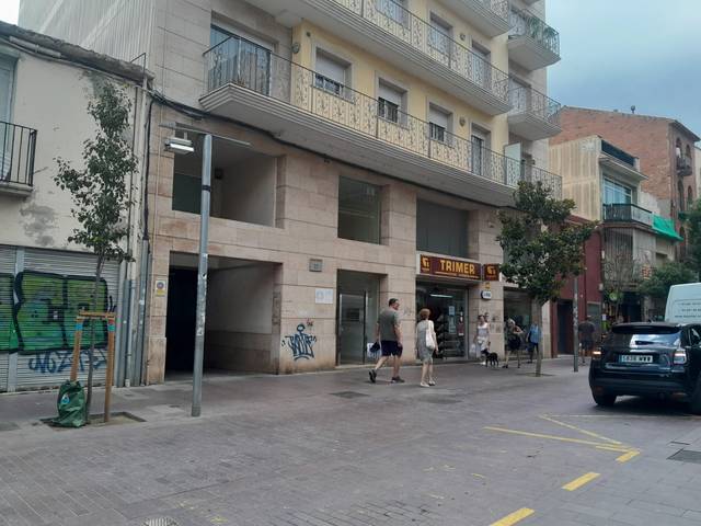 Local comercial en Venta en Montcada Centre - La Ribera