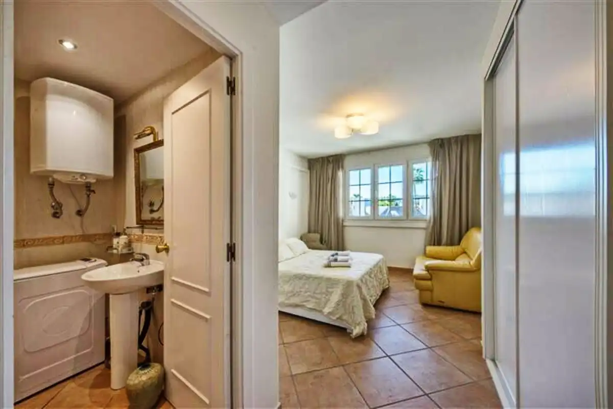 Bedroom of Apartments for rent in Marbella  with Air Conditioner, Furnished and Balcony