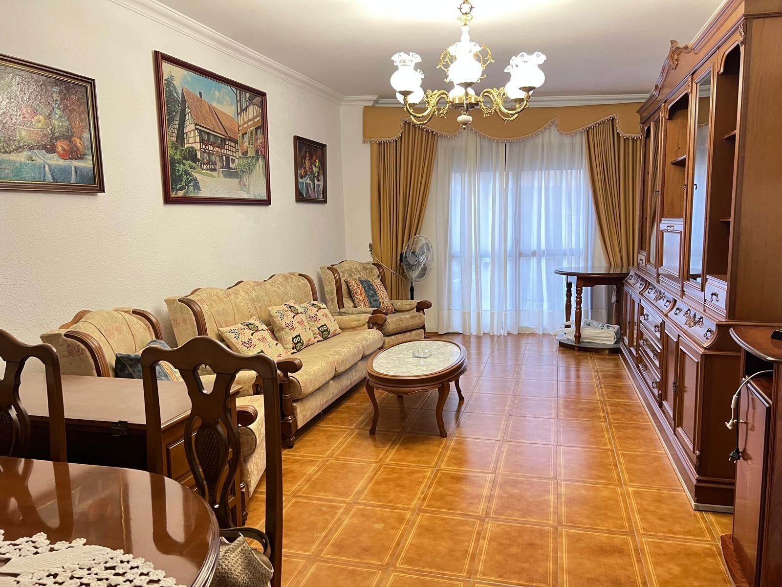 Sala d'estar de Pis de lloguer en Antequera amb Aire condicionat, Calefacció i Terrassa
