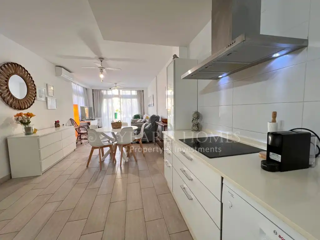 Apartments for sale in Carrer Llac Baikal, 3, L'Almadrava - L'Estanyó