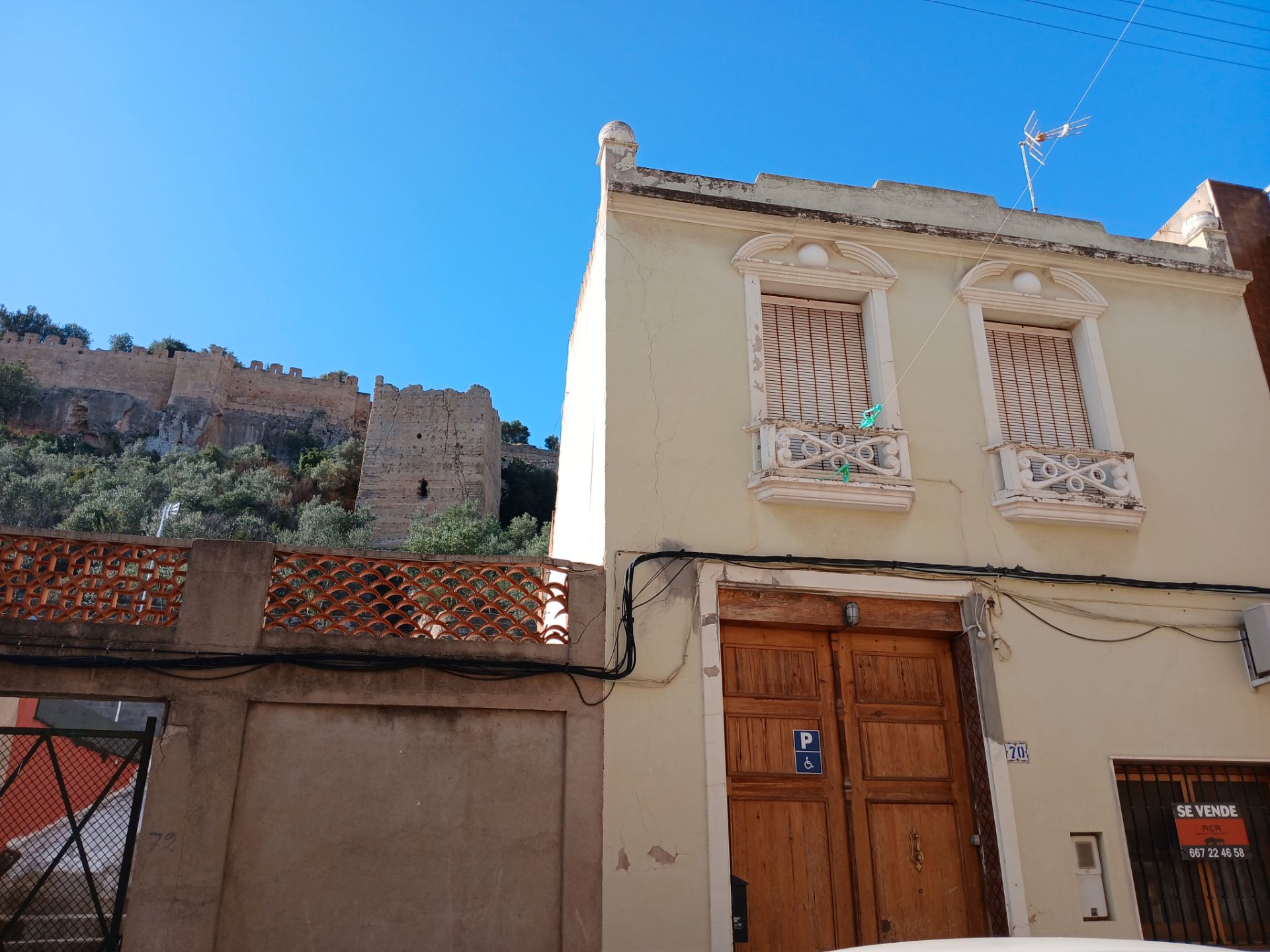 Vista exterior de Casa adosada en venda en Corbera amb Aire condicionat i Terrassa