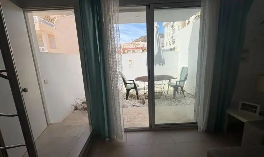 Terrasse von Einfamilien-Reihenhaus zum Verkauf in Carboneras mit Klimaanlage, Terrasse und Abstellraum