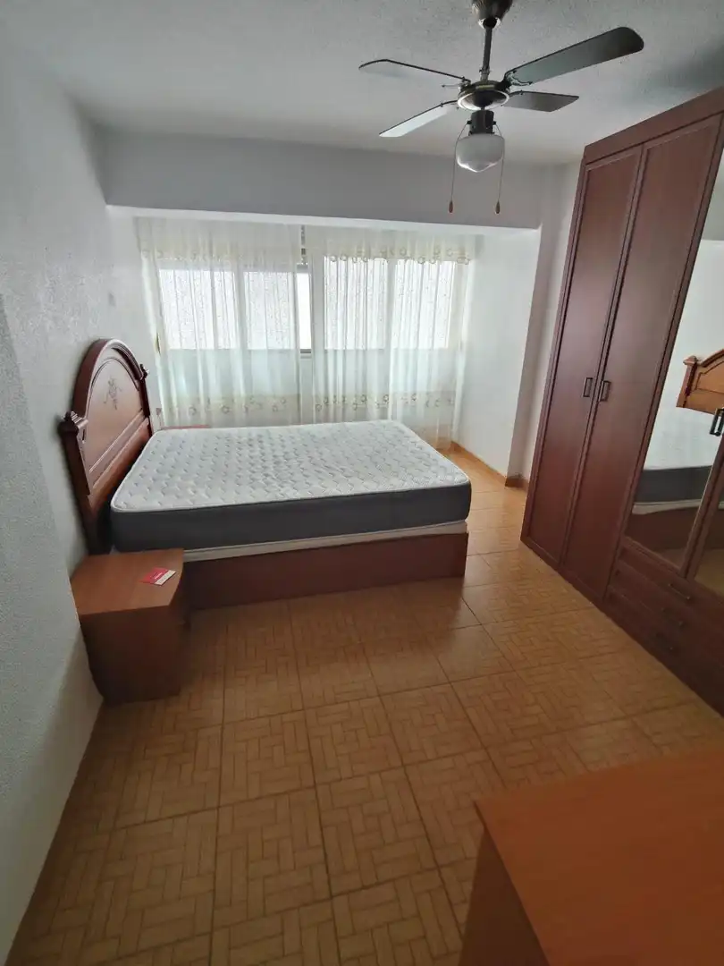 Schlafzimmer von Wohnung zum Verkauf in Alicante / Alacant mit Klimaanlage, Parkett und Terrasse