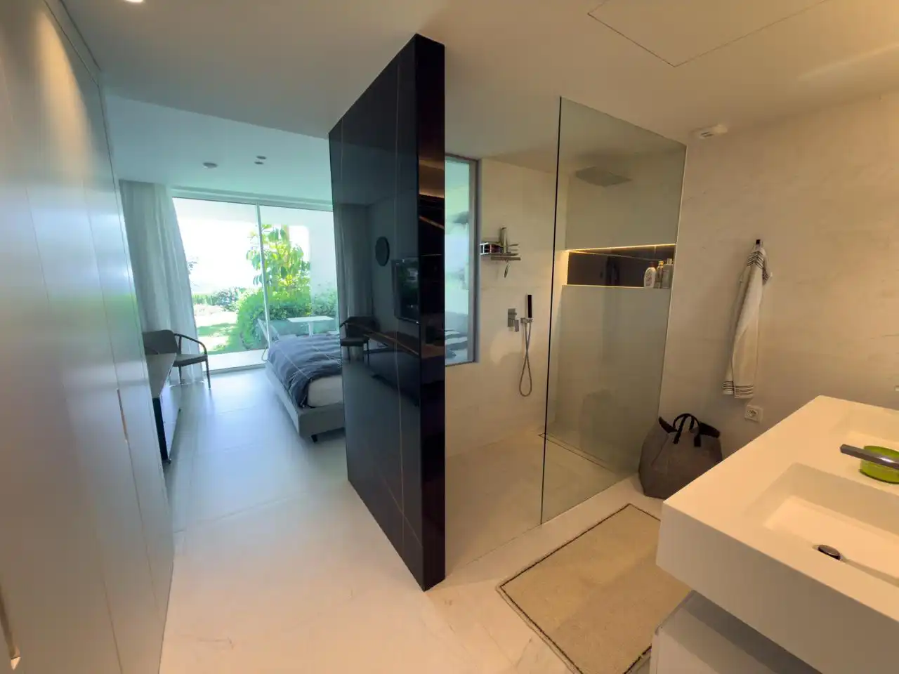 Baño de Apartamento en venta en Ojén con Aire acondicionado, Calefacción y Jardín privado