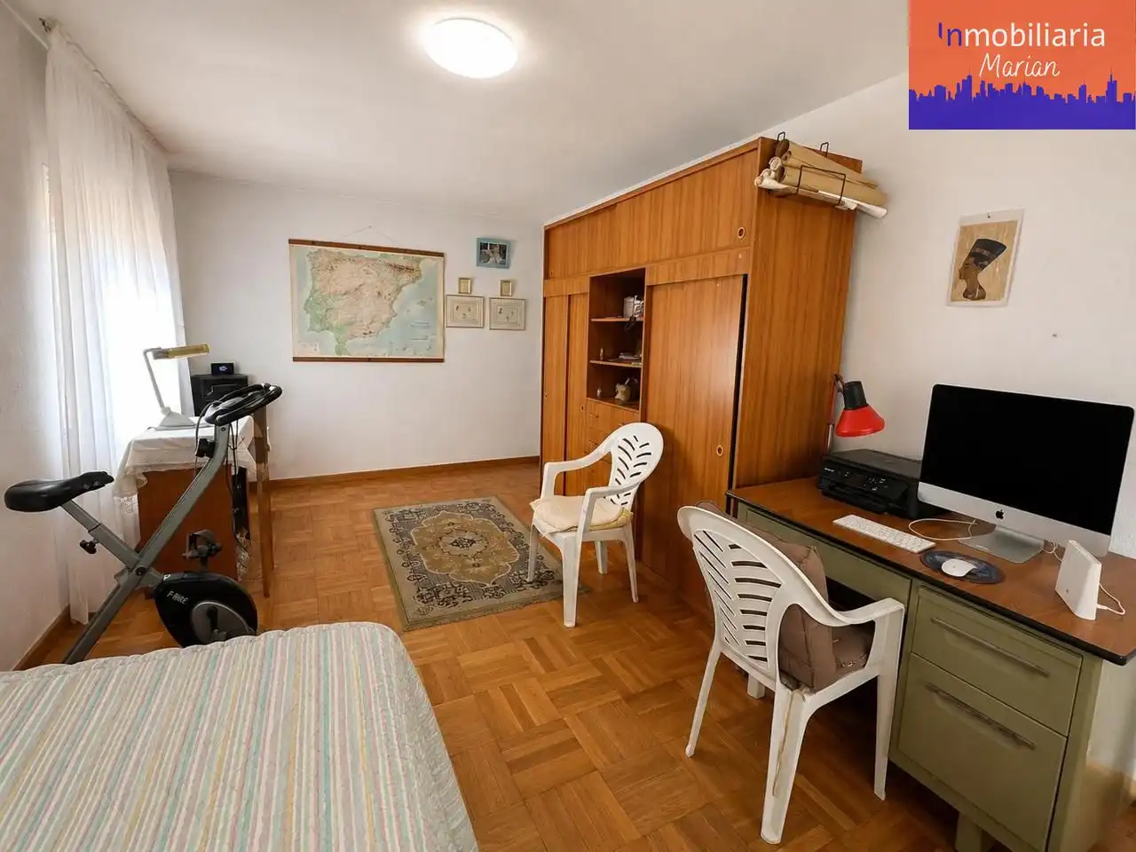 Habitación de Casa o chalet en venta en Aranda de Duero con Calefacción, Jardín privado y Piscina