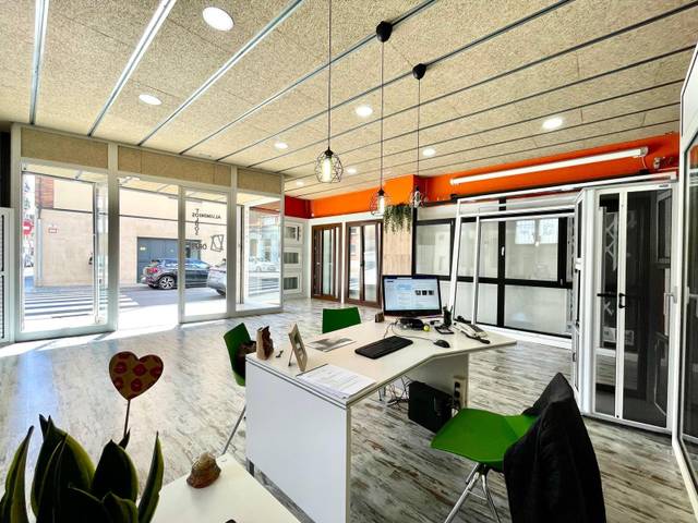 Local comercial en Venta en Creu Alta