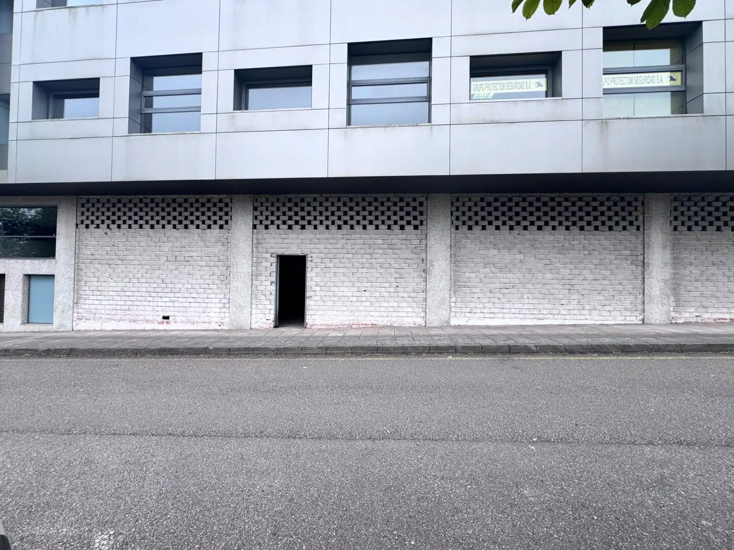 Local comercial en alquiler en Polígono Polígono Asipo Calle B, imagen 16