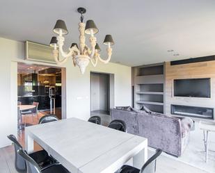 Sala d'estar de Àtic de lloguer en  Barcelona Capital amb Aire condicionat i Terrassa