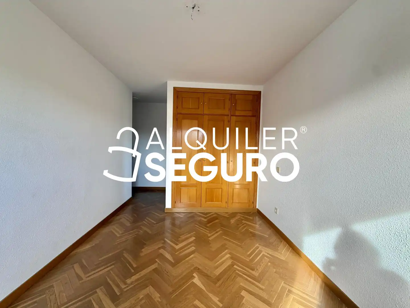 Habitación de Piso de alquiler en Pozuelo de Alarcón con Calefacción, Terraza y Trastero