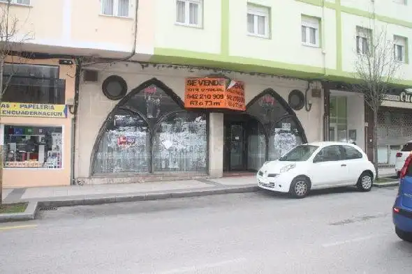 Local en venta en Santander