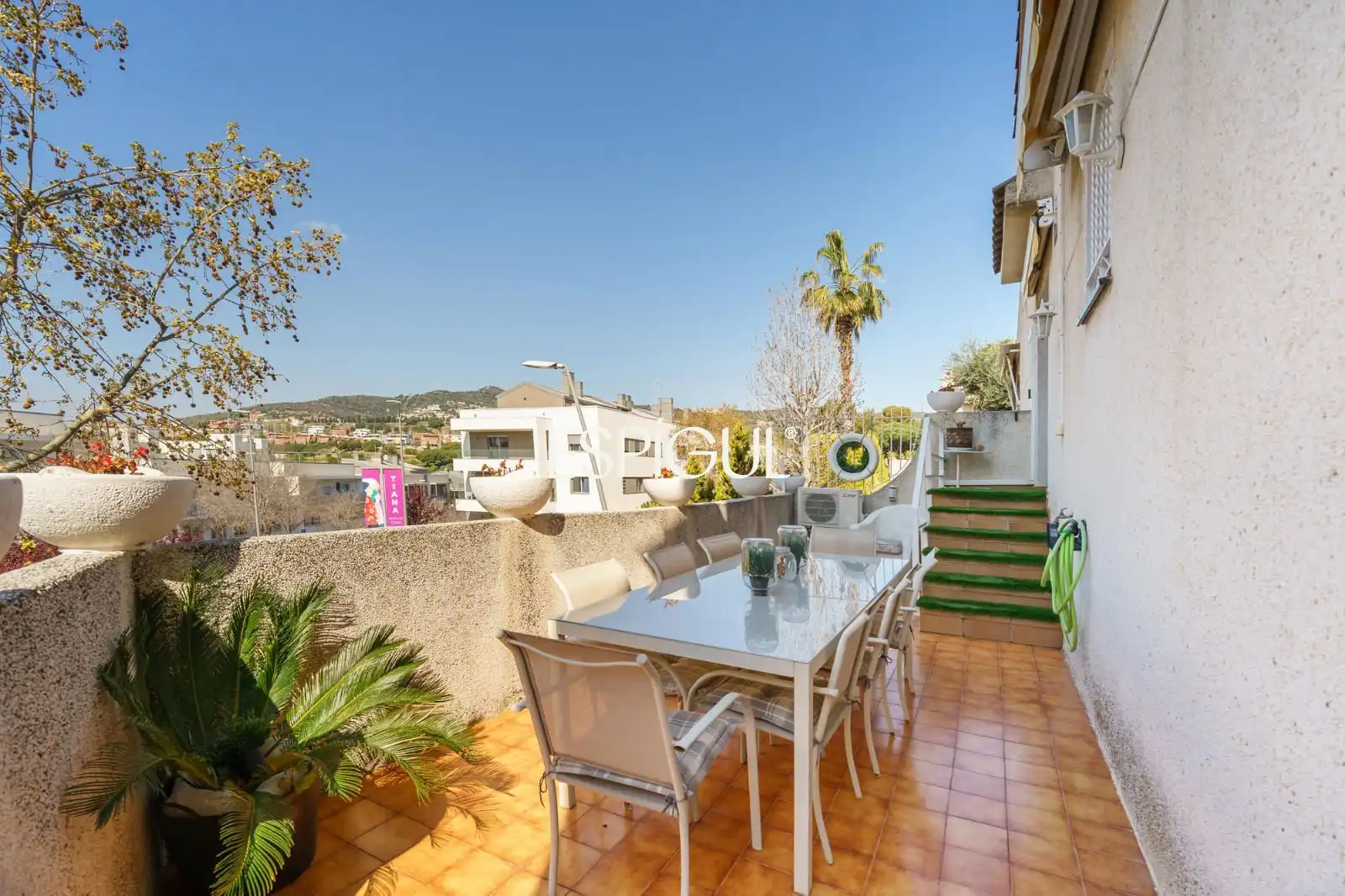 Terraza de Casa adosada en venta en Tiana con Aire acondicionado, Calefacción y Jardín privado