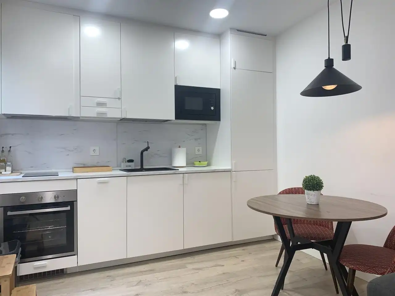 Kitchen of Flat for rent in Madrid  with Air Conditioner and Furnished
