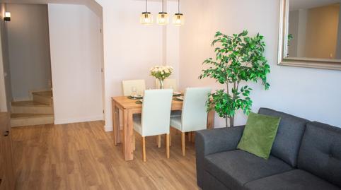 Foto 2 de Casa adosada en venta en Calle Trepadora, 16, Los Balcones y los Altos, Orihuela