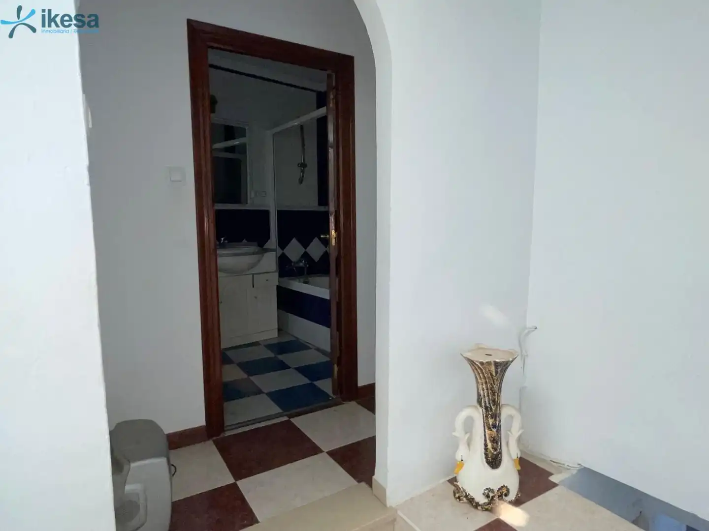 Casa adosada en venta en Constantina