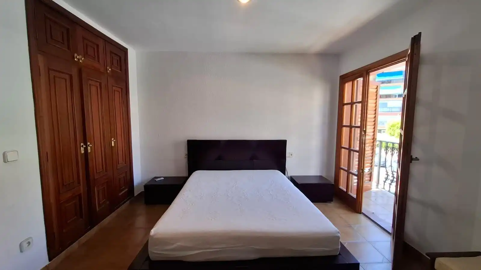 Dormitori de Casa o xalet de lloguer en La Pobla de Farnals amb Aire condicionat, Terrassa i Moblat