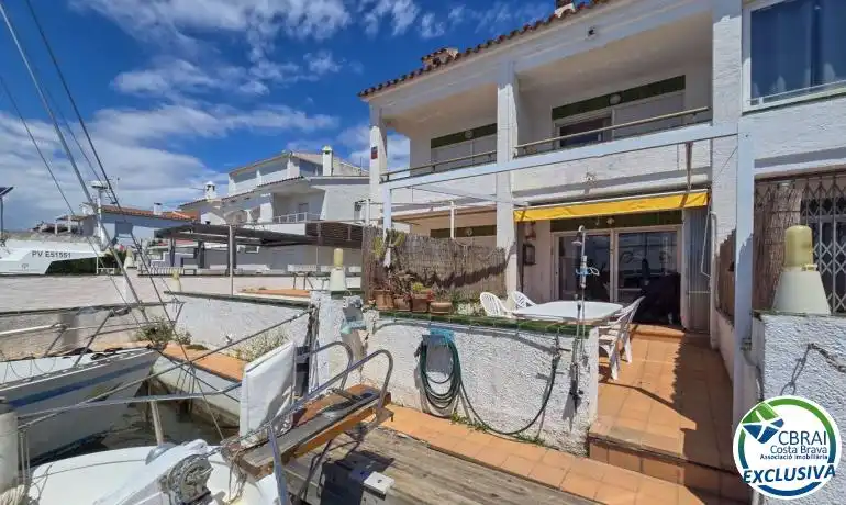 Adossat amb jardí en venda a Carrer Cap Llarg, imagen 42