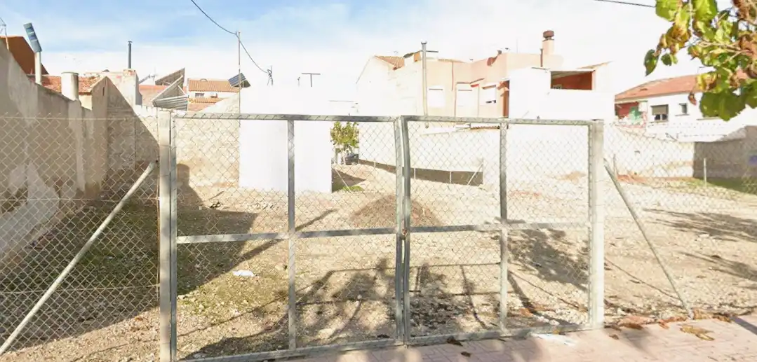 Terreno residencial en venta en Avenida de las Américas 32, imagen 2