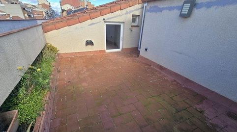DÚPLEX EN VENTA CON TERRAZA Y PISCINA COMUNITARIA EN RUBÍ