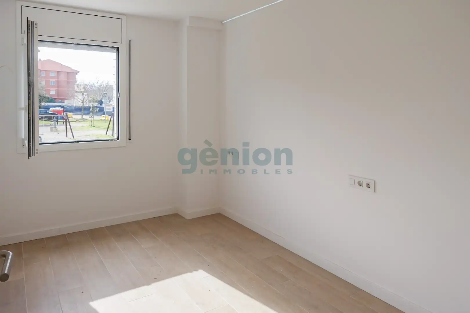 Habitación de Piso en venta en Girona con Aire acondicionado y Calefacción