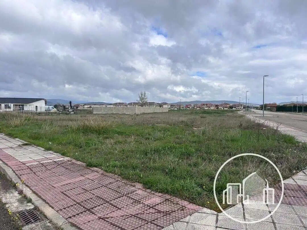 Residential land for sale in Medina de Pomar, imagen 2