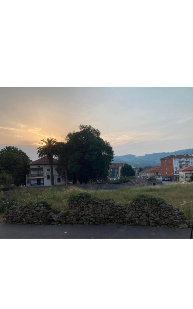 Vista exterior de Pis en venda en Voto amb Calefacció, Jardí privat i Terrassa