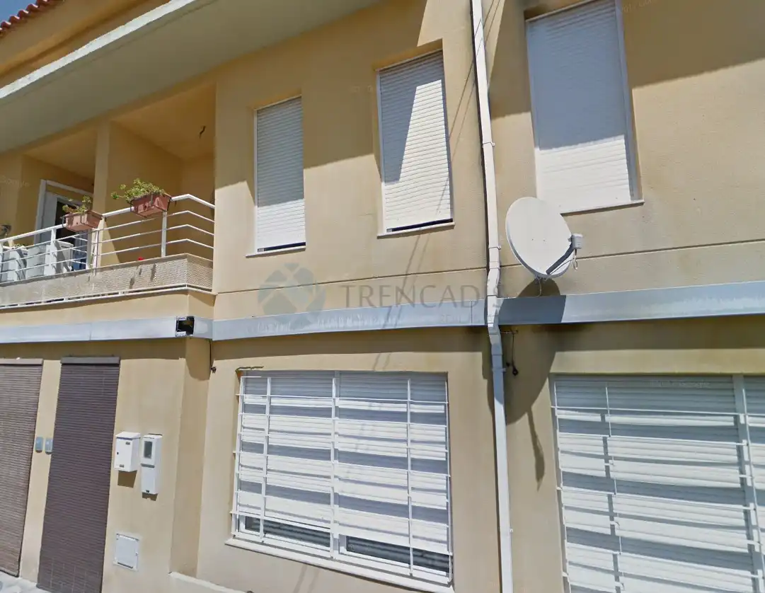 Casa aparellada en venda a diputacion, imagen 2
