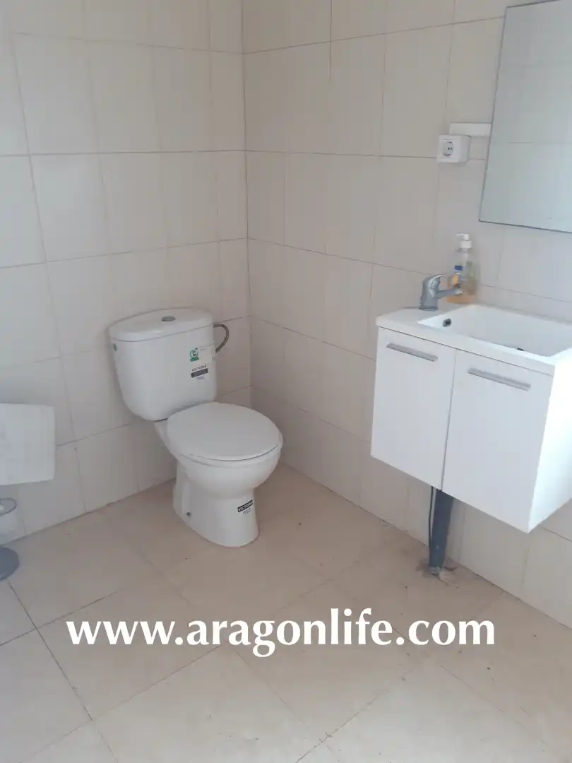 Baño de Finca rústica en venta en Caspe con Amueblado