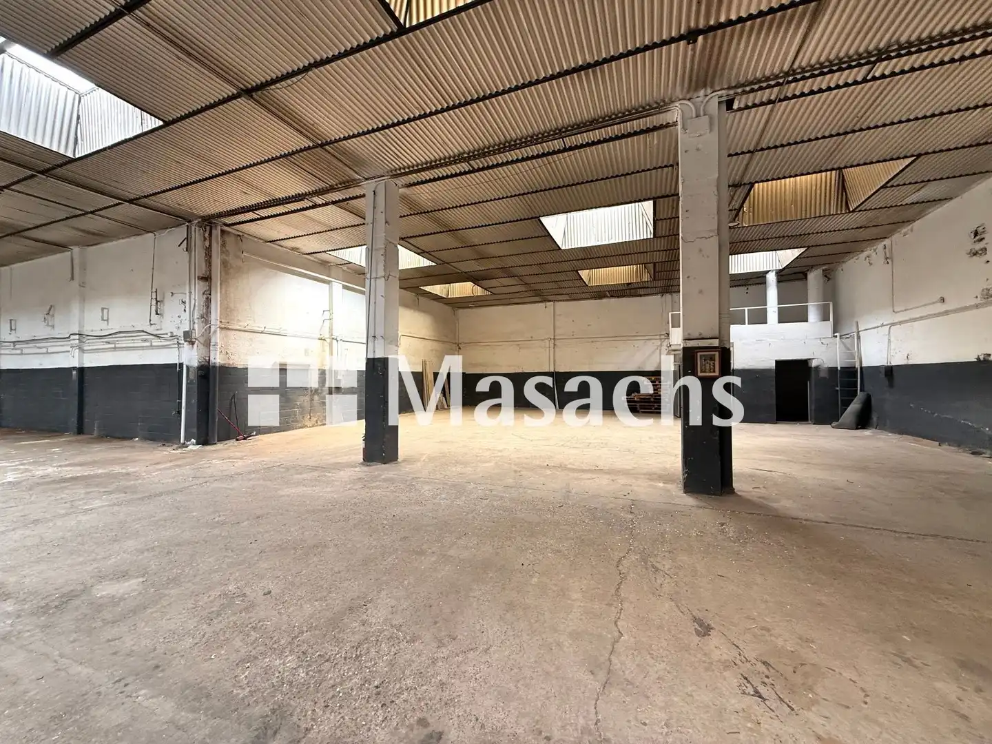 Nave industrial en alquiler en Zona Industrial, imagen 2