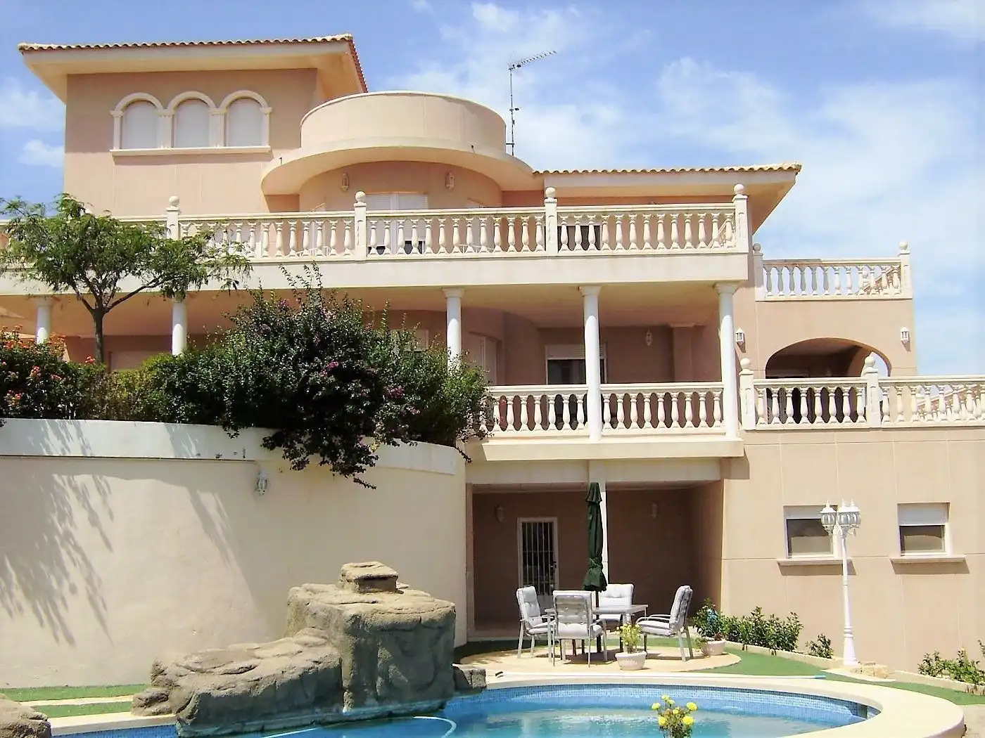 Chalet con piscina en venta en Urbanizaciones, imagen 70