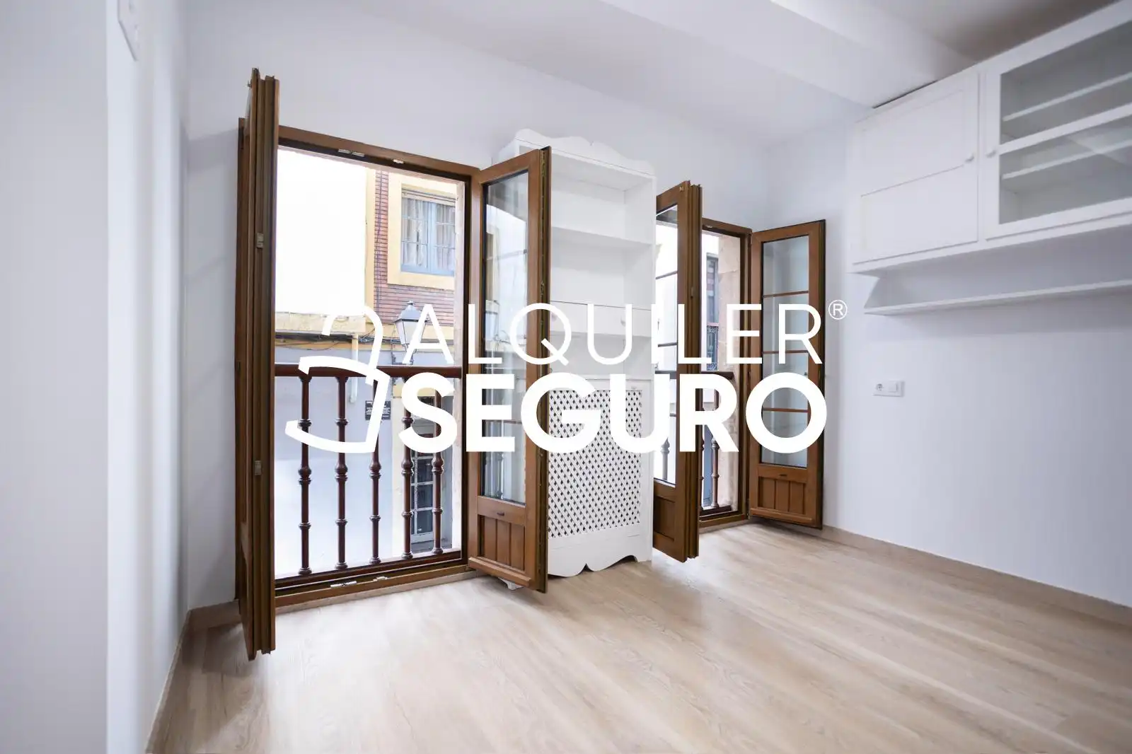 Flat for rent in Carpio, Santo Domingo - El Campillín
