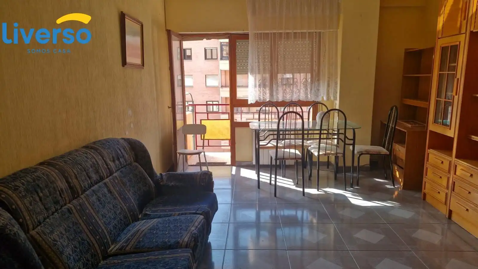 Living room of Flat for sale in Aranda de Duero  with Terrace, Storage room and Furnished