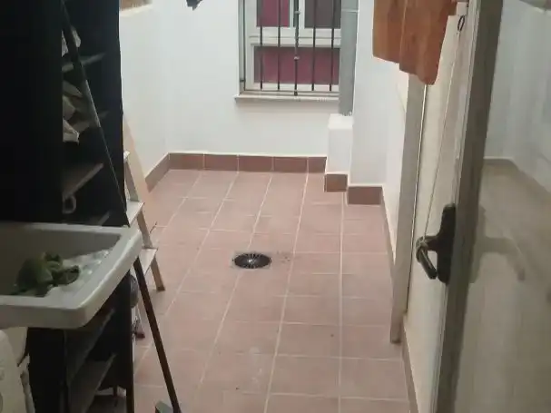 Terrassa de Pis per a compartir en La Pobla de Vallbona amb Parquet, Moblat i Balcó