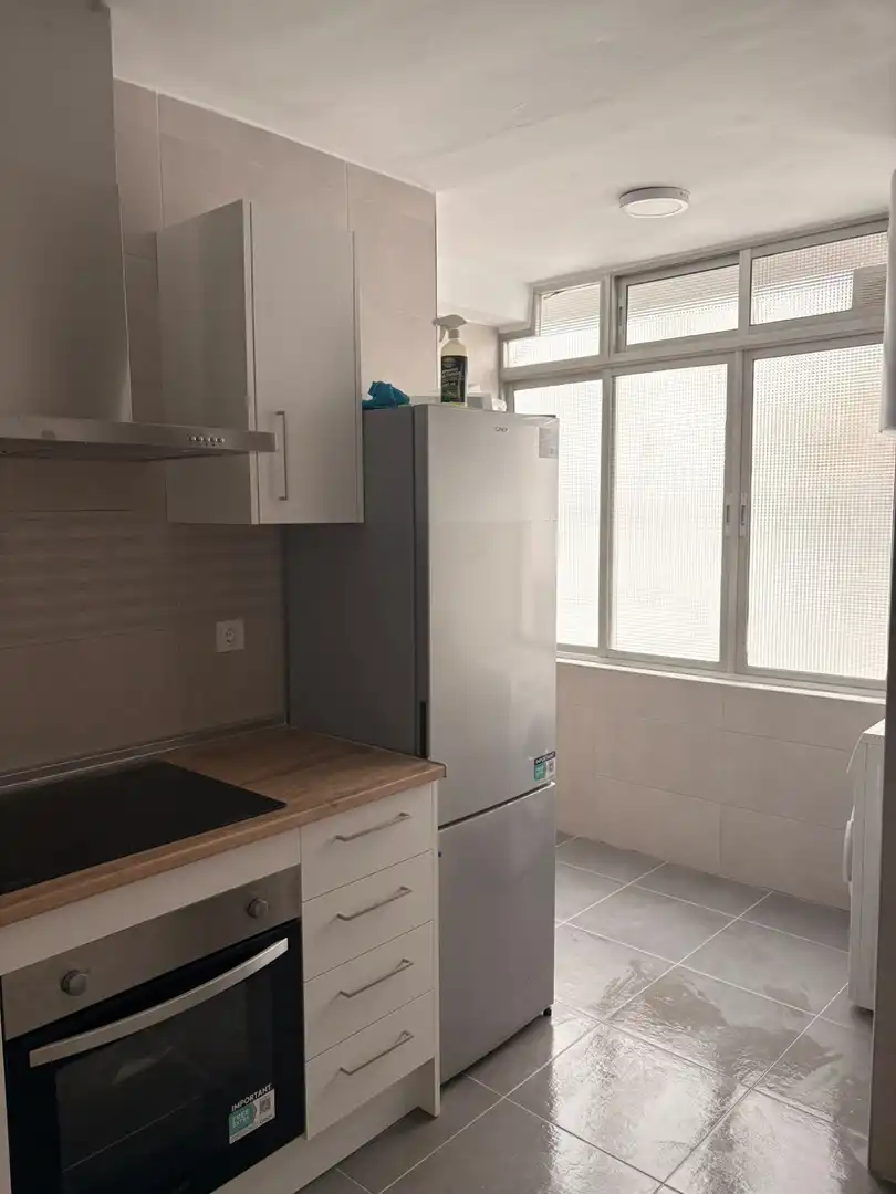 Kitchen of Flat for rent in Sevilla