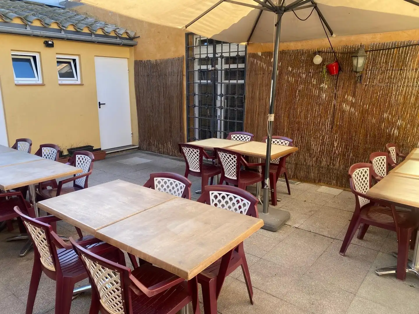 Locale commerciale in cessione a Sant Pere Pescador, imagen 23