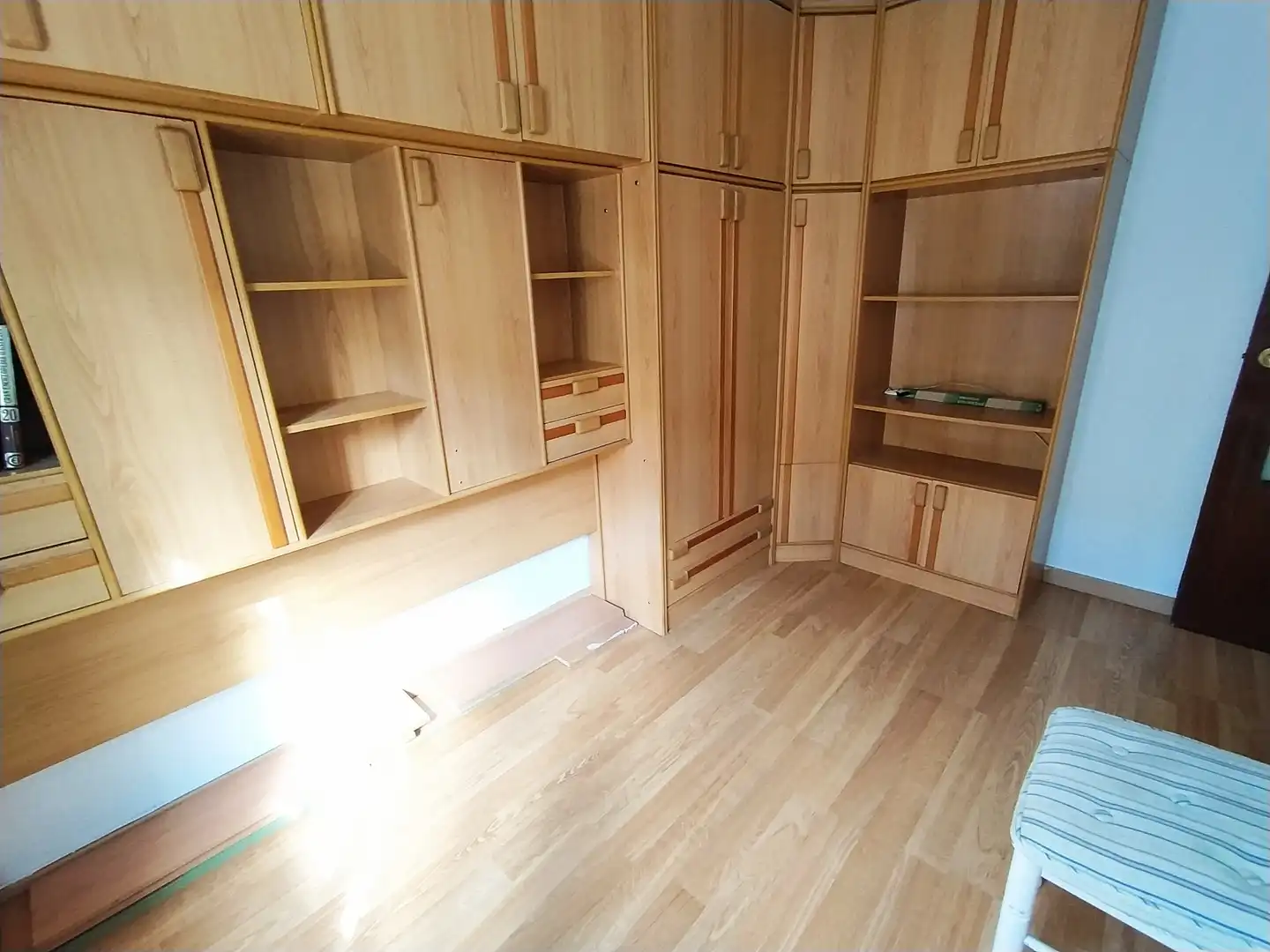Schlafzimmer von Wohnung zum Verkauf in Zaragoza mit Klimaanlage, Heizung und Möbliert