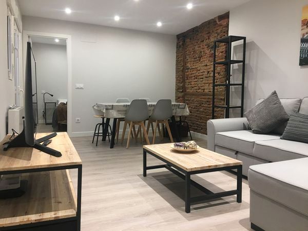 Sala d'estar de Pis en venda en  Madrid Capital amb Balcó