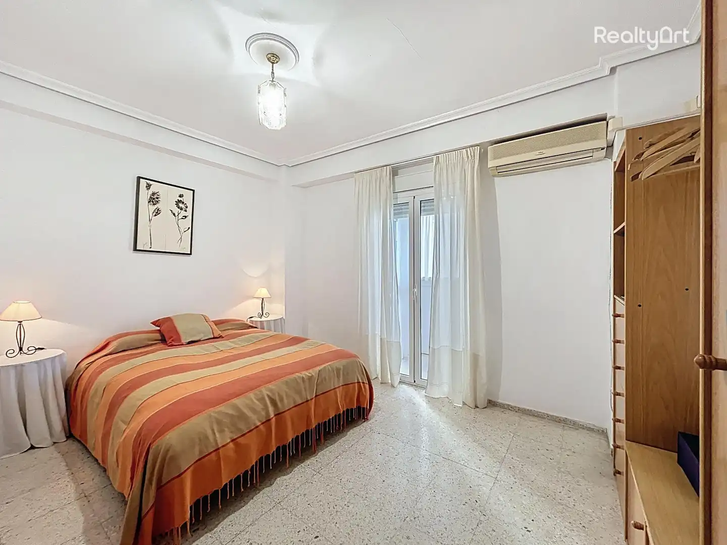 Bedroom of Flat for sale in Sevilla  with Air Conditioner, Terrace and Balcony