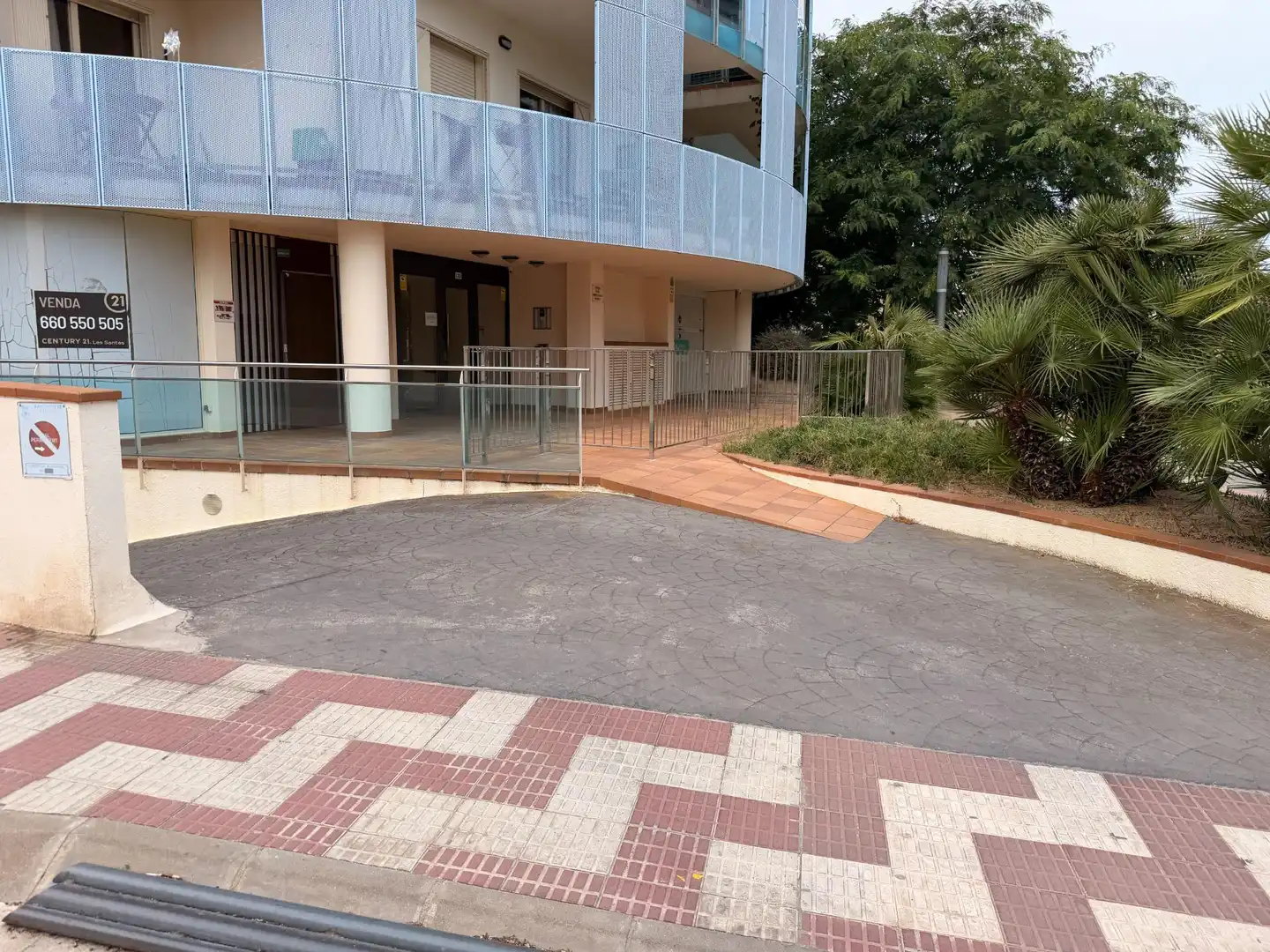 Parkplatz von Garage zur Miete in Calella