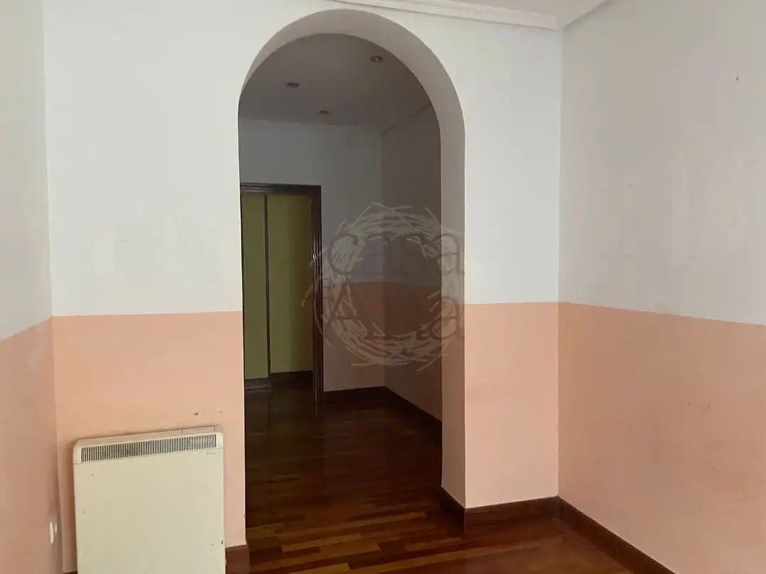 Piso en venta en Barakaldo  con Balcón