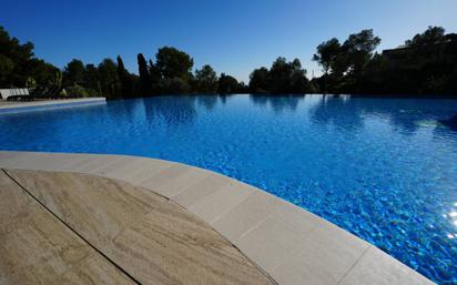 Piscina de Dúplex en venda en Sant Pere de Ribes amb Aire condicionat, Calefacció i Terrassa